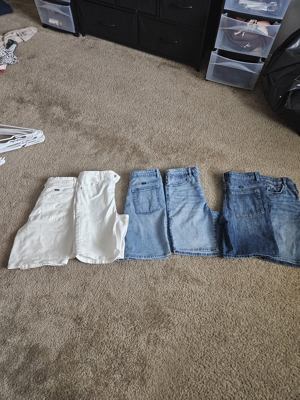 Wrangler Denim and White Jean Shorts Lot - 4 Pieces Size 4
